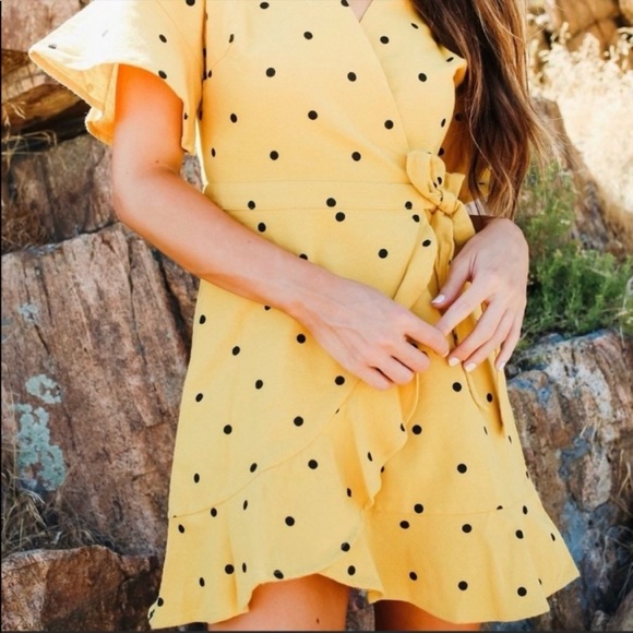 LUSH Dress • Size M - Picture 2 of 5